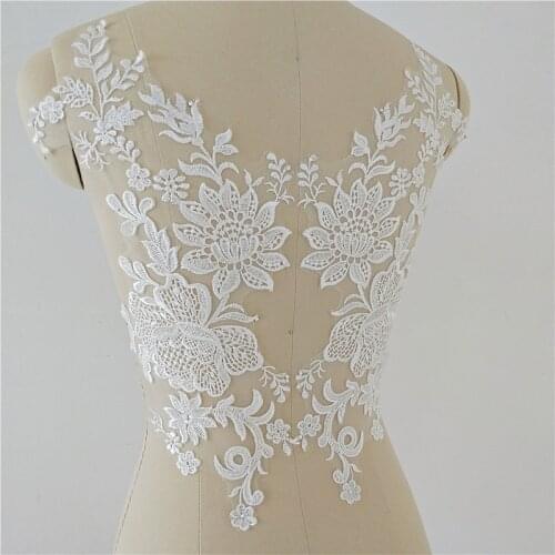 4Pcs/2Pair Off-white Embroidered Lace Applique Flower Wedding Dress Veil Jewelry Making Materials DIY Patch RS3085