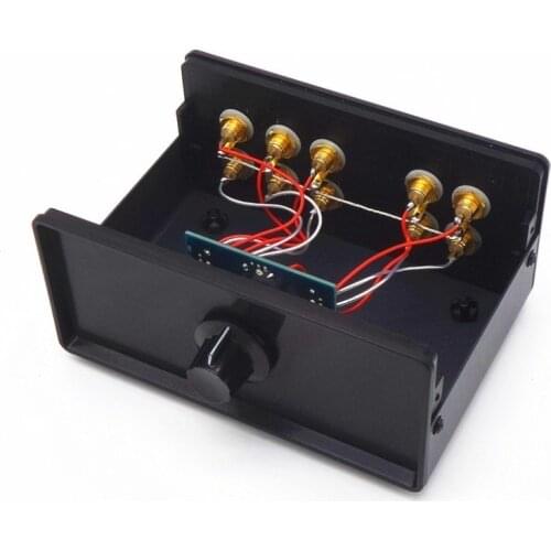 WY32 Passive preamplifier Stereo audio 3-IN-2-OUT RCA Signal Input Audio Splitter/Switcher Volume Controler Free Shipping