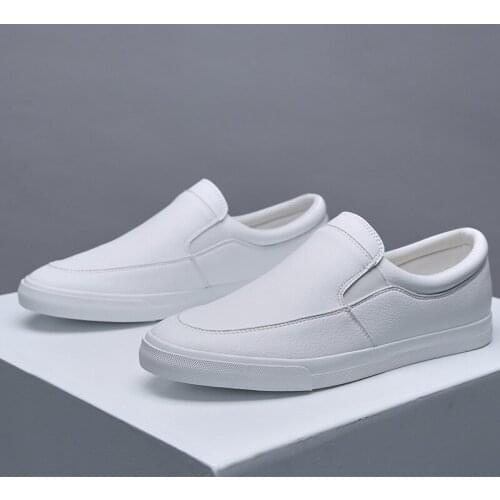 Waterproof White Shoes for Men Sneakers Slip On Lazy Loafers Flats Shoes 2021 New Male Fashion White Sneakers Vulcanize