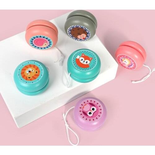 Cute Animal Print Wooden Yoyo Toys Ladybug Toy Kids Yo-Yo Creative Cartoon Unicorn Yo Yo Toys for Children 6cm Wooden Yo Yo Ball