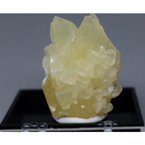100% Natural rare calcite mineral specimen stones and crystals healing crystals quartz gemstones box size 5.2cm