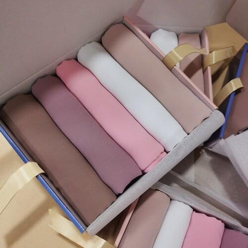 Muslim Head Scarf Women Bubble Chiffon Hijab Solid Ladies Shawl and Wrap Custom Hijab Stoles 5pcs/Gift Box Female Foulard