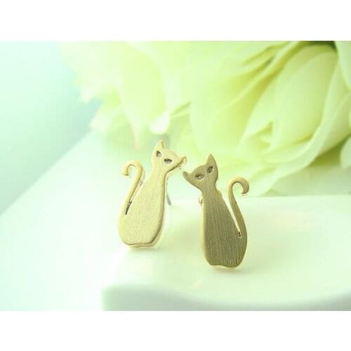 Fashion new style silvering earrings , beautiful Cartoon stud earrings cat stud earrings for women