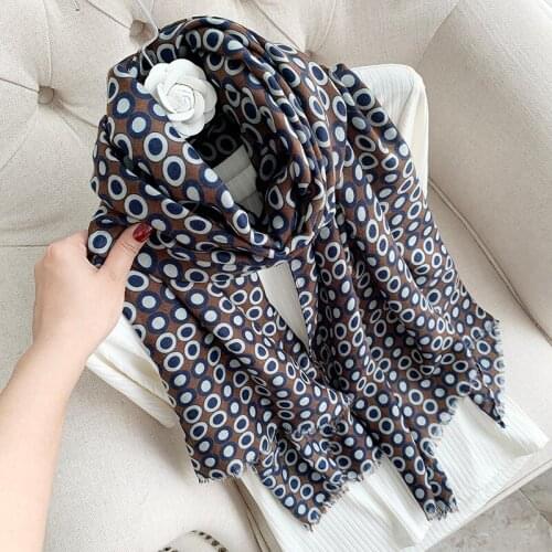2021 Brand Autumn and Winter Womens Beach Shawl Wool 15% Scarf Ladies Fashion Scarf Headscarf Pashmina Headscarf Silencer
