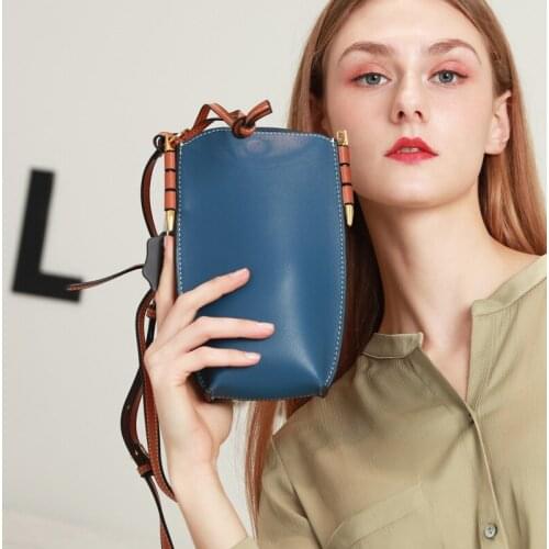 OUSSON Hot Sale Women Fashion Leisure Large Capacity Shoulder Bag Ladies Soft Leather Commuter Phone Bag