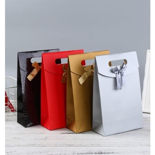 12pcs/lot Gift Bag Snake PU Pattern with Ribbon Bow Sticker Pure Color Paper Bag for Wedding Birthday Event Party Gift