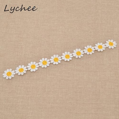 Lychee 10pcs White Embroidery Chrysanthemum Flowers Patch For DIY Sewing Hat Women Handbag Quilting Components