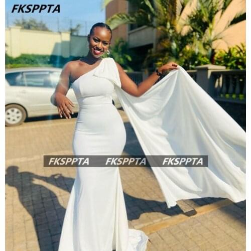 White Mermaid One Shoulder Bridesmaid Dresses Floor Length Silk Satin Black Women Wedding Party Maid Of Honor Gowns Wholesale