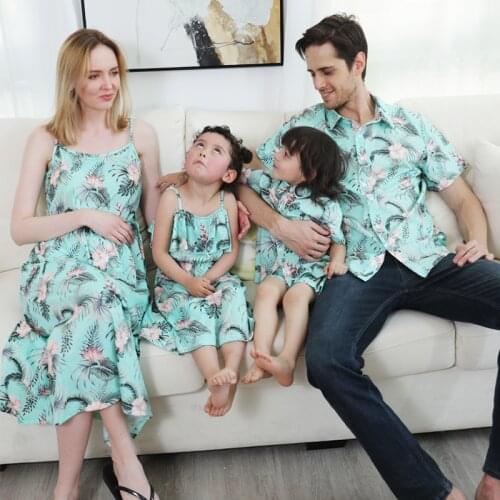 Summer Holiday Family Matching Baby Boys Clothing Sets Man Shirts Mother Daughter Sleeveless Vest 2021 Long Dress Family Suits