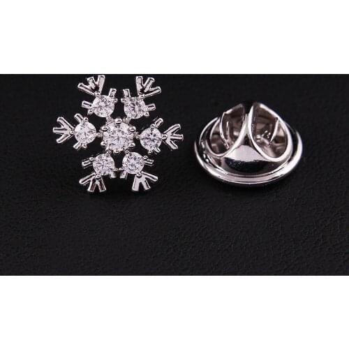 2019 Zircon Snowflake Brooches For Woman Girl for Wedding Costume Accessories Jewelry High Grade Pins Suit Collar Cardigans Pins