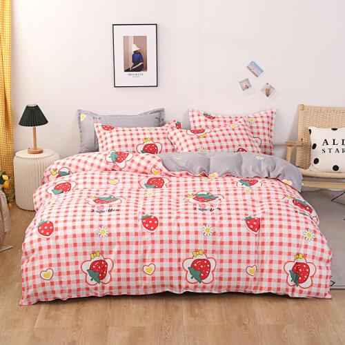 Smile Modern Cartoon Strawberry Print Bedding Sets Comfortable Duvet Cover Set Bedroom Pillowcase Duvet Covers 3/4 Pcs Bed Set