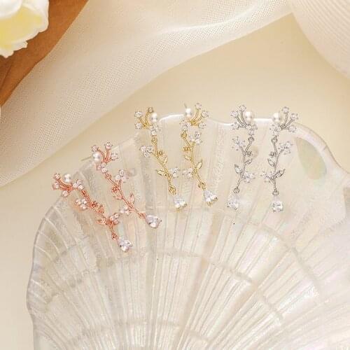 Delicate CZ Zircon Leaves and Flowers Drop Earrings Rosegold Color Alloy Crystal Long Dangle Earrings for Women Romantic Jewelry