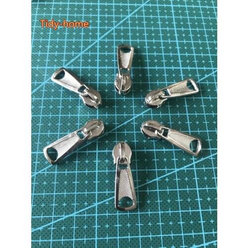 20pcs/lot No.5# Nylon Zipper Sliders Zipper Puller Zipper Head For Nylon Zipper Repair Kit Zipper Head For Backpack Coat