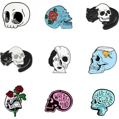 Rose Skeleton Enamel Pin Custom Punk Gothic Skull Cat Series Brooches Badge Lapel Halloween Anniversary Skeleton Jewelry Gifts