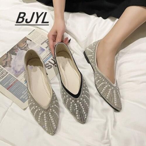 2021 Spring New Shoes Net Red Rhinestone Pointed Shallow Mouth Flat Shoes Female Wild Fairy Temperament Comfortable Single Shoes