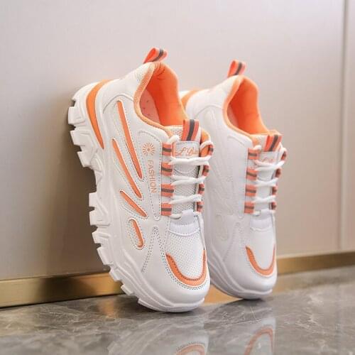 White Shoes Women 2021 Autum New Pure Color Thick Sole Heighten Shoes Sneakers Women Breathable Light Casual Sports Shoe Female