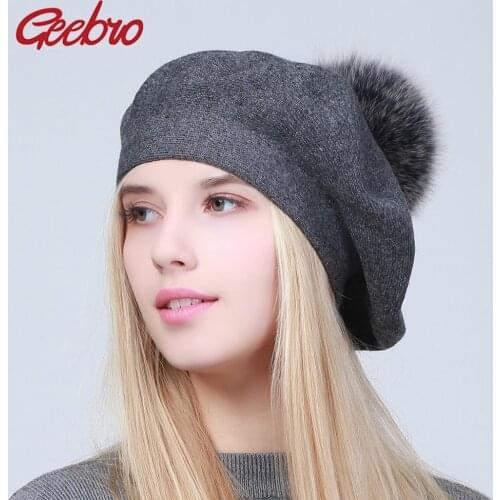 Geebro Womens Beret Hat Winter Casual Knitted Cashmere Berets With Raccoon Fur Pompom Femme French Solid Artist Beret Cap