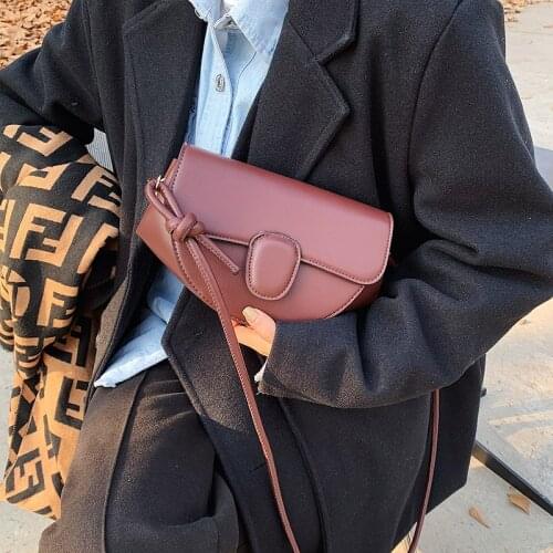 FANTASY Hot Sale Half Moon Bags For Women 2021 Winter New PU Leather Messenger Shoulder Bag Female Wild Retro Semicircle Handbag