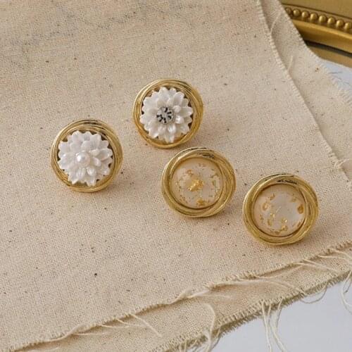 U-Magical French Trendy Circle Resin Flower Dangle Earrings for Women Temperament Gold Color Geometrical Leaf Earrings Jewelry