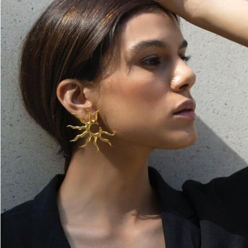 HuaTang Vintage Sun Shape Stud Earrings for Women Gold Color Alloy Metal Irregular Geometric Earrings Summer Jewelry Gift 19652