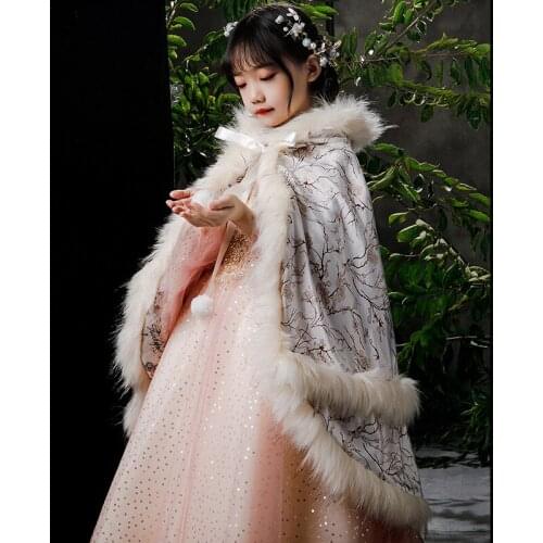 Elegant Floral Winter Shawl Princess Shrug Flower Girl Outwear Manteau White Plush Flower Cloak Coat Clothes Warm Jacket