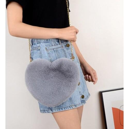 2021 New Valentines Day Chain Plush Heart-shaped Bag Female Messenger Bag Peach Heart-shaped Love Small Bag Women