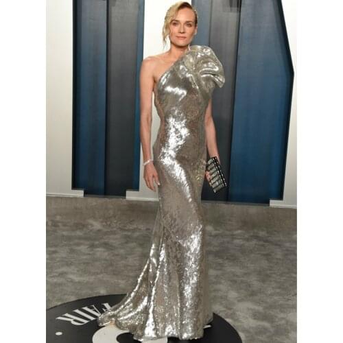 2020 Evening Dresses Sparkly Silver One Shoulder Mermaid Prom Dress Floor Length Red Carpet Runway Fashion Club Wear