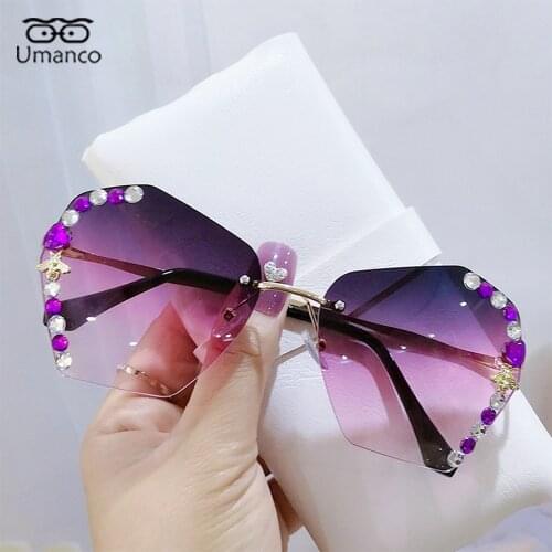2021 Luxury Oversized Sunglasses for Women With Rhinestone Decoration Purple Brown Rimless Eyeglasses Beach Travel Gift UV400