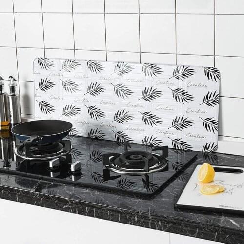 Kitchen aluminum foil oil baffle plate gas stove heat insulation plate household cooking oil splash baffle aluminum film oil