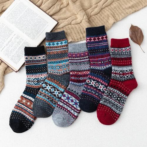 2021 Hot Sale Harajuku Fashion Women Wool Socks Warmer Cashmere Thermal Thicken Ethnic Style Casual Socks for Women