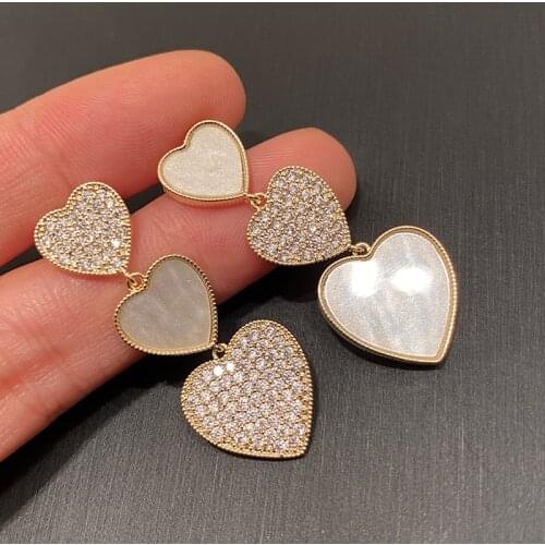 Popular Small Hoop Earrings Women Brass Cubic Zircon Heart Hoop Earring Mode Tassel Pendant Exquisite Zircon Birthday Gift Bride