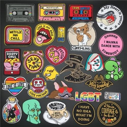 Sexy Lips Patches for Clothing Embroidered Badges Iron on Patches Appliques Diy Sewing Clothes Sticker Stripes T-shirt