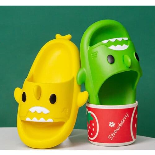 Kids House Slippers Children Girl Boys Summer EVA Slipstop Home Soft Shoes Flip Flop Toddler Beach Rubber Slippers Baby Chinelos