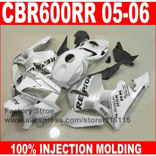 Custom Injection molded plastic parts for 2005 2006 HONDA CBR 600 RR CBR600RR fairings 05 06 white repsol fairing bodyits