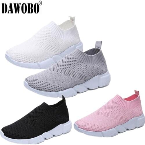 4 colors Womens Breathable Mesh Running Shoes Knitted Sock Shoes Ultra Light Slip On Sneakers Women Fitness Outdoor Sport Shoes