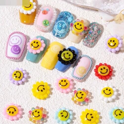 Hot Sale Nail Art Resin Sun Flower Smiley 11x11mm Nail Art Rhinestones DIY 3D Nail Charms Kawaii Accessories Decorations
