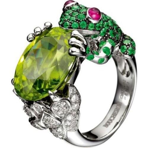 Milangirl Cute Frog Shape Finger Ring Vintage Green Cubic Zirconia Frog Hold Crystal Rings for Women Boho Animal Engagement Ring