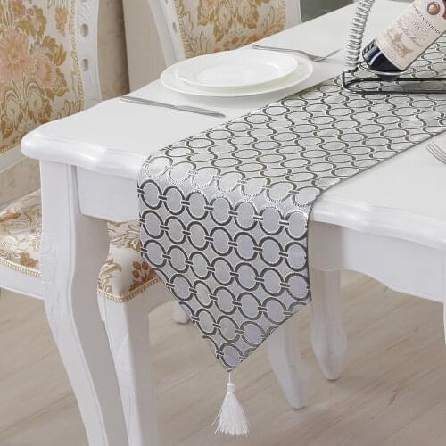 Stylish Table runner Simple modern fashion table runner circle embroidery table mat bed flag For Home Dinner table decoration
