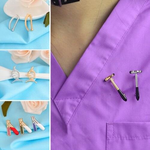 2021 Metal Medical Doctor Badge Test Tube Reflex Hammer Syringe Ambulance Blood Pressure Meter Neuron Caduceus Intestinal Brooch