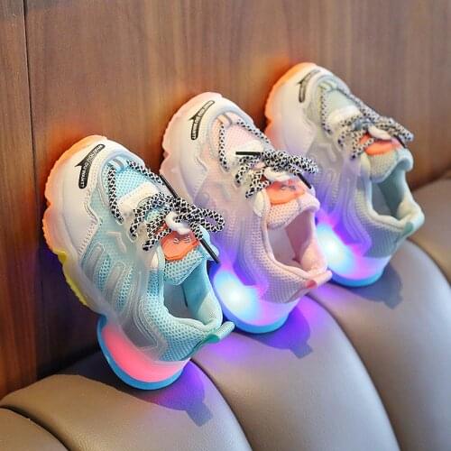 Kids Toddler Shoes Led Glowing Sneakers with Light Children Running Shoes Non-slip Fashion Luminous Sport Shoes for Girls Boys