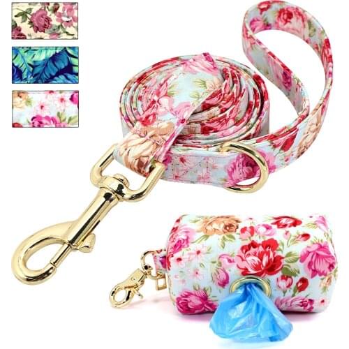 Nylon Dog Leash With Bag Floral Printed Pet Walking Lead Rope Portable Dogs Travel Bag for Snack Whistle Key Pets Supplies