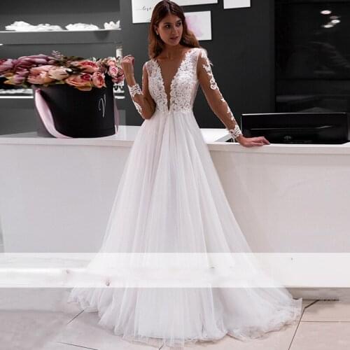 Elegant Long SleevesBoho Bride Dress Vestido De Novia Long Sleeves Scoop Neck Illusion Back Wedding Dresses Robe De Mariee