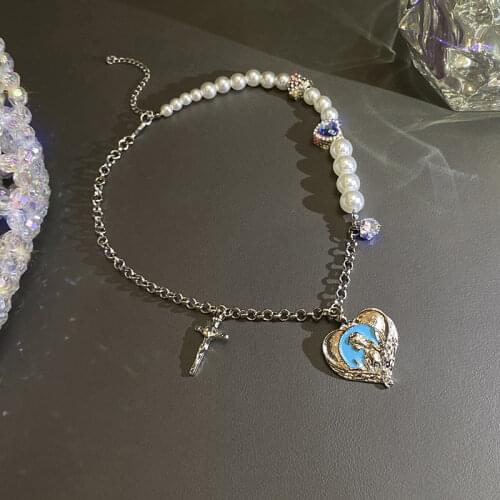 Portrait Coin Heart Shape Pendant Necklaces For Women Vintage Blue Pearl Clavicle Chain Bohemian French Romantic Style Jewelry