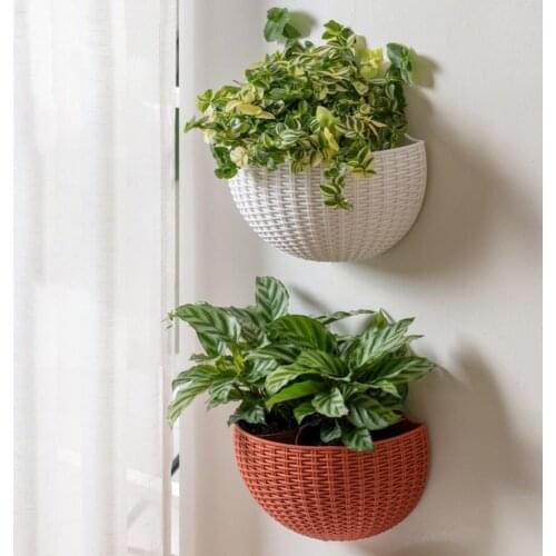 Flower Pot Exquisite Wall-mounted Plastic Wall Hanging Basket Flowerpot for Garden Hanging Baskets Pots Planters Garden Supplies