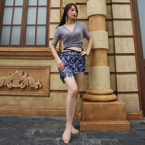 2 PCS/SET Women Sexy Sequins Belly Dance Suit Beginners Belly Dance Costumes Stage Belly Dancing Wear Clothes Oriental Bollywood