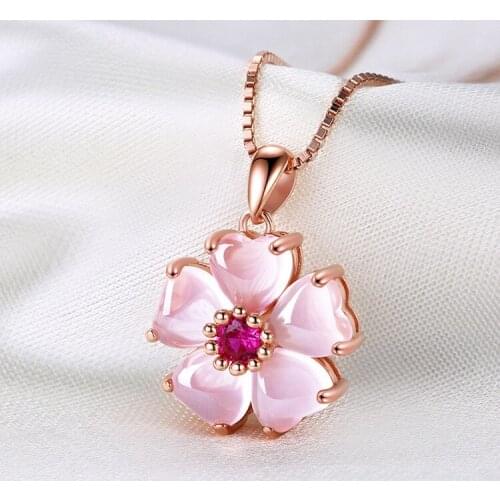 Elegant Noble Pink Heart Crystal Flower Pendant Necklace Romantic Charming Pink Stone Necklace Bridal Wedding Band Women Jewelry