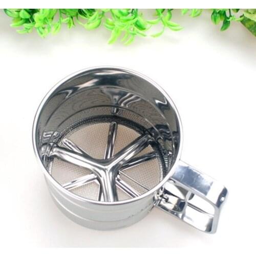 Stainless Steel Flour Sieve Cup Powder Sieve Mesh Kitchen Gadget For Cakes Hand-Screened Sugar Mesh Sieve Baking Sieve Strainer