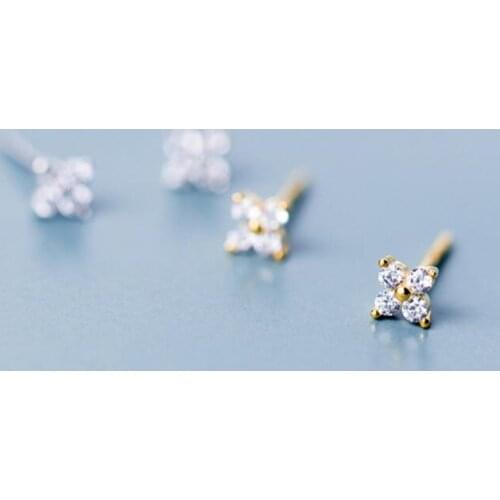 925 Sterling Silver Tiny CZ Flower Post Stud Earrings Women A1980