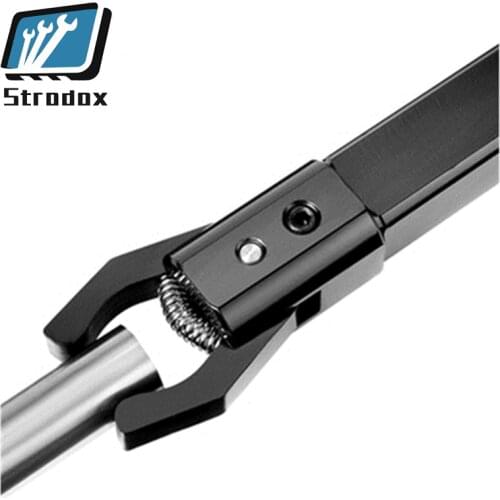 Automatic Sprue Puller 20 25 32 mm Feeder CNC two Claws Sqaure Round Bar Puller Clipper Back-Pull Extractor Lathes Drawing Tools