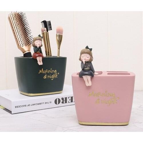 Lovely Girl Make Up Brushes Jewelry Storage Tube Students Stationery Pen Storage Box Home Desktop Decoration Keys Sundries Holde